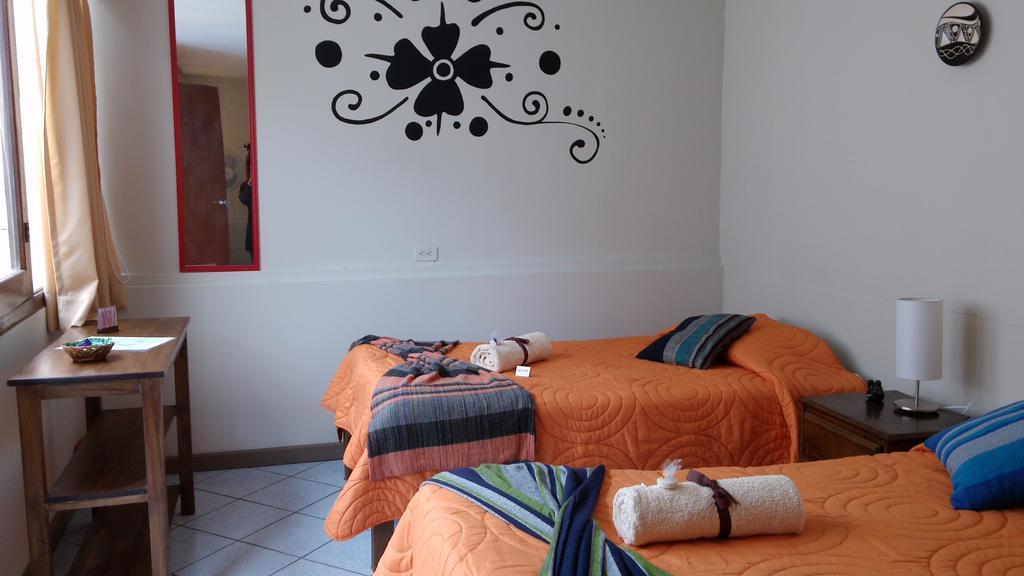 Pier 242 Miraflores B&B Lima Zimmer foto